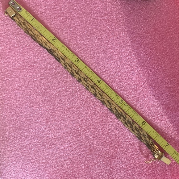 14 KG Italy Braided Bracelet Estate